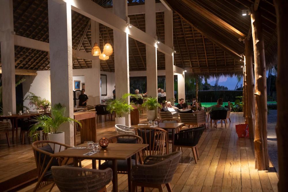 81 Palms Resort Nembrala Exterior foto