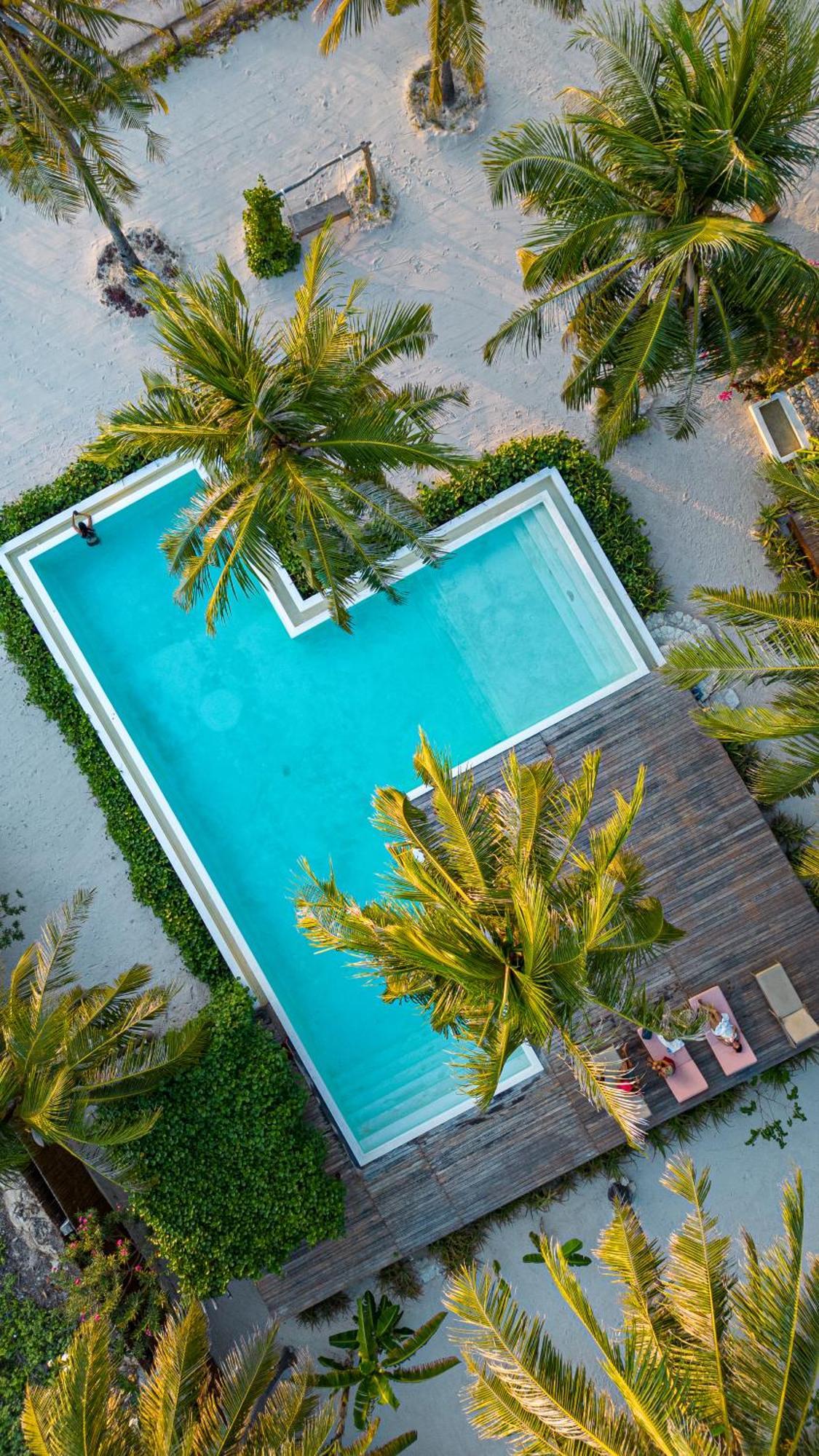 81 Palms Resort Nembrala Exterior foto